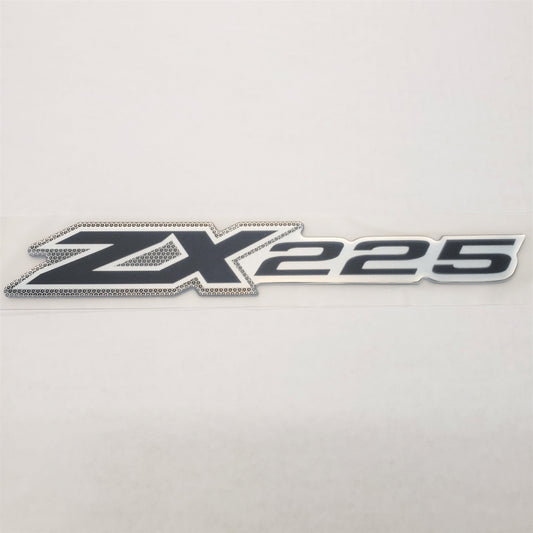 New Authentic Skeeter Emblem-ZX225-Black/Chrome